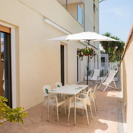 Nuovo Appartamento Incantevole A Due Passi Dal Mare Apartmán *